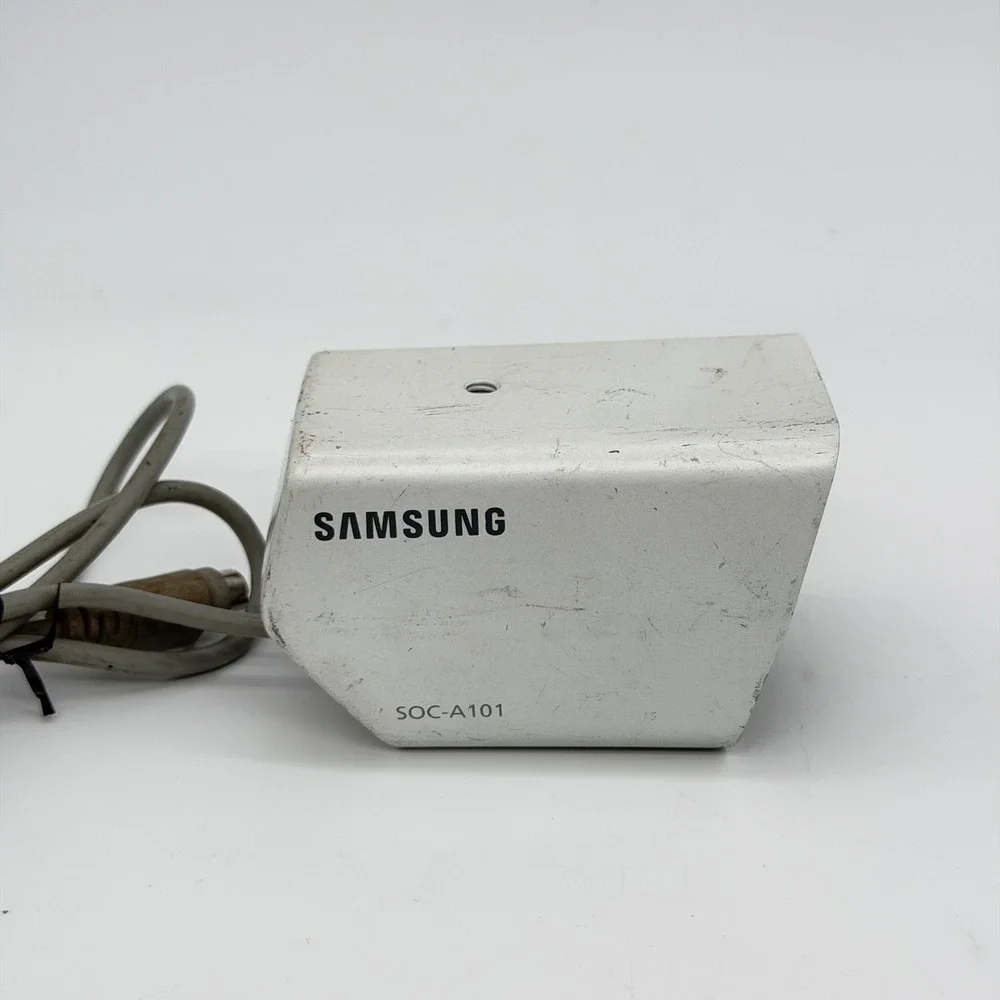 Samsung SOC-A101 Security Camera 600 TVL DNR Outdoor IP66 White with Mount